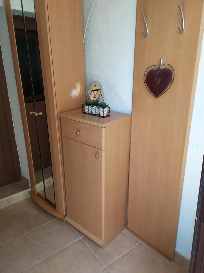 Guesthouse Wish Stari Grad  Exterior foto