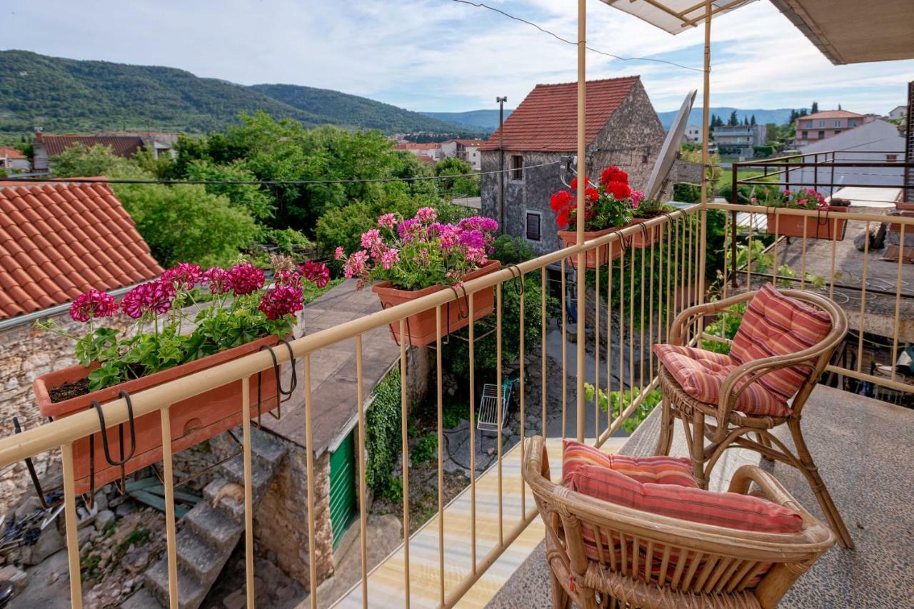 Guesthouse Wish Stari Grad  Exterior foto